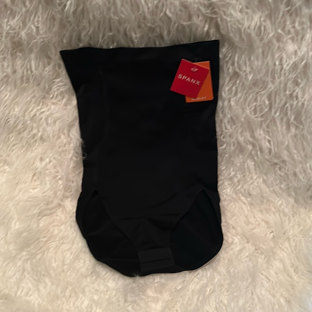 SPANX OnCore High-Waisted Brief NWT! - Picture 5 of 6